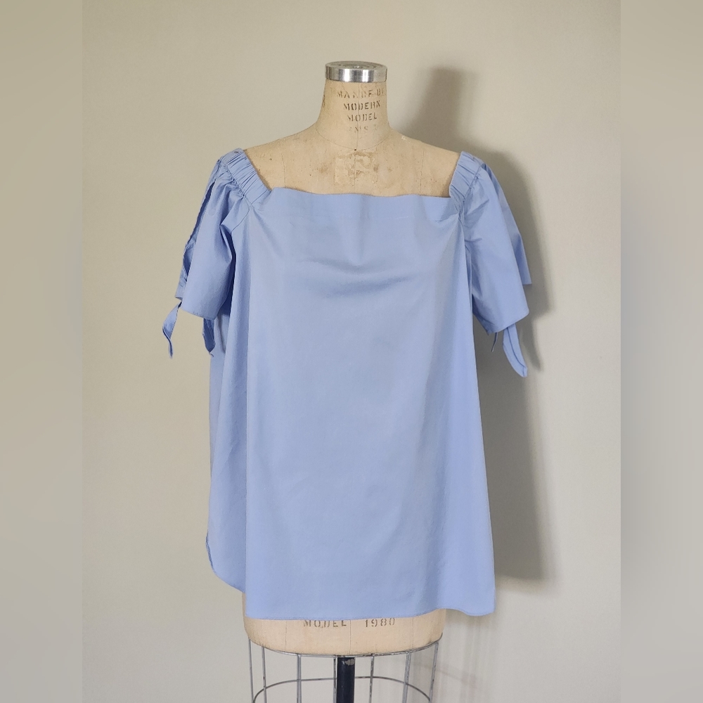 ANN TAYLOR Off the shoulder top